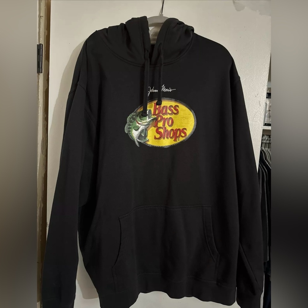 Men’s Bass Pro Shop hoodie